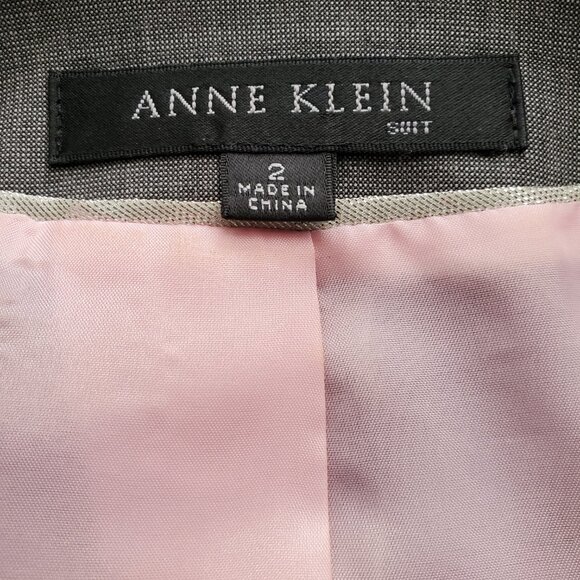 Anne Klein Round Neckline 5 Button Gray Lightweight Wool Blend Skirt Suit Size 2 - Picture 7 of 16